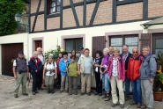 vor dem Kloster Schauenburg